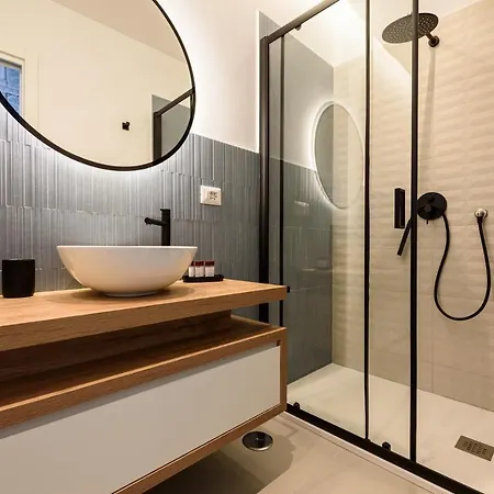 121 Luxury * Naples