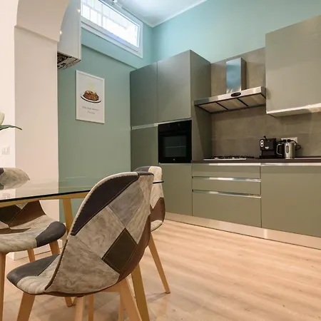 121 Luxury * Naples